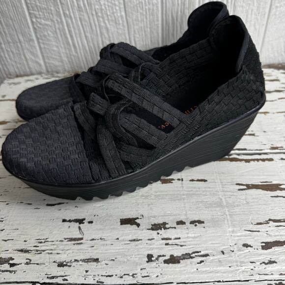 Bernie Mev. Black Strappy Wedge Platform Shoes Size 39 or U.S. Size 8 Woven - Picture 3 of 9